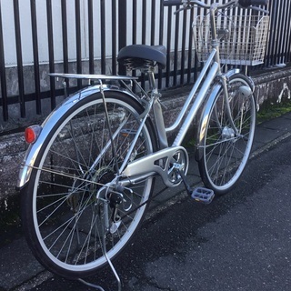 その他 ＜美品車＞シティサイクル 27インチ自転車・ノーパンクタイヤ 