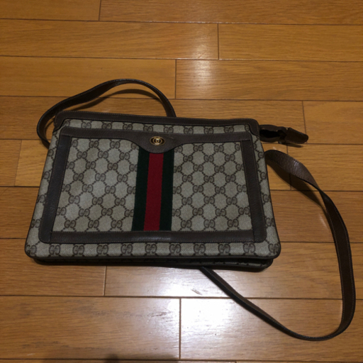 GUCCI 古ーいですがデザインは○