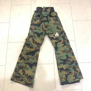 XLARGE BONFIRE スノボジャケット M 迷彩 コラボ スノーウェア XLARGE BONFIRE スノボジャケット M 迷彩 コラボ スノーウェア - メルカリ