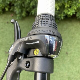 新品未使用！組み立完成品★26インチ　クロスバイク　自転車　6段変速ホワイト　