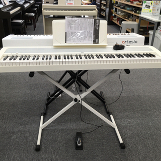 i375   KORG  B1  2018年製　コルグ　電子ピアノ