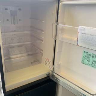 【リサイクルサービス八光　田上店　安心の3か月保証　配達・設置OK】三菱ノンフロン冷凍冷蔵庫2ドア右開き146L サファイアブラックMR-P15A-B 2017年製 