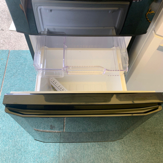 【リサイクルサービス八光　田上店　安心の3か月保証　配達・設置OK】三菱ノンフロン冷凍冷蔵庫2ドア右開き146L サファイアブラックMR-P15A-B 2017年製 