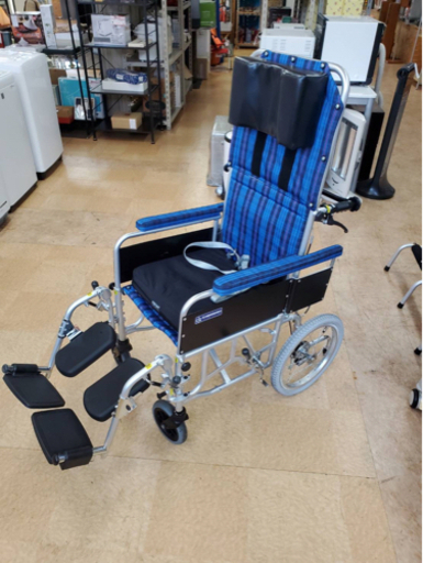 肘掛け標準型脱着仕様フルリクライニング車椅子　RR53-NB  ️‍♀️