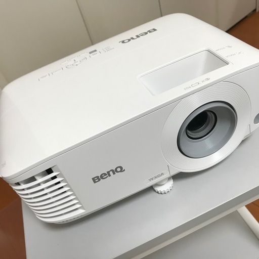 プロジェクター /BenQ MW550