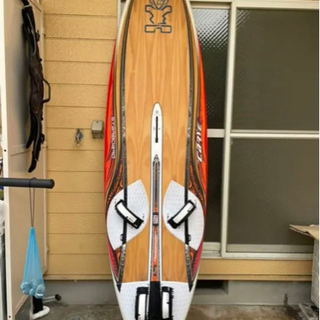 ウィンドサーフィン　 STARBOARD CARVE 121L