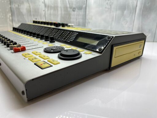 【愛品館八千代店】ZOOM ハードディスクレコーディングスタジオ HD16CD【愛八LS】 愛品館八千代店】ZOOM ハードディスクレコーディングスタジオ HD16CD