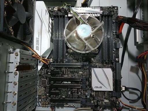ASUS X99-AⅡベアボーン DIMM×8 HDD500G LGA2011-V3 M.2 U.2 USB3.1 I7 E5
