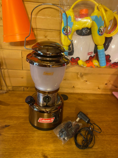 コールマン　レトロランタン　ツインLED 廃盤品
