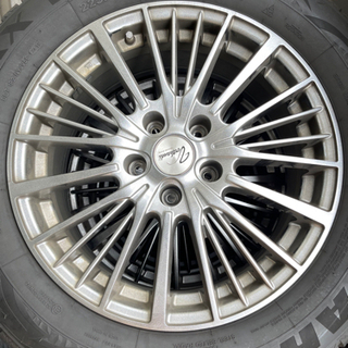 スタッドレス　4本ホイールセット　2019年8月製