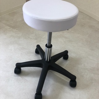 【ネット決済】施術用丸椅子【新品】購入者様決定✨