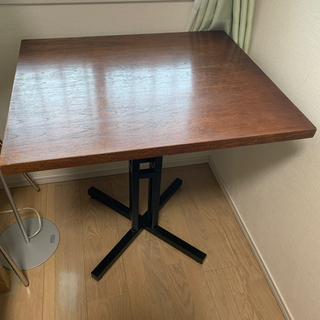 【ネット決済】カフェテーブルと椅子二脚
