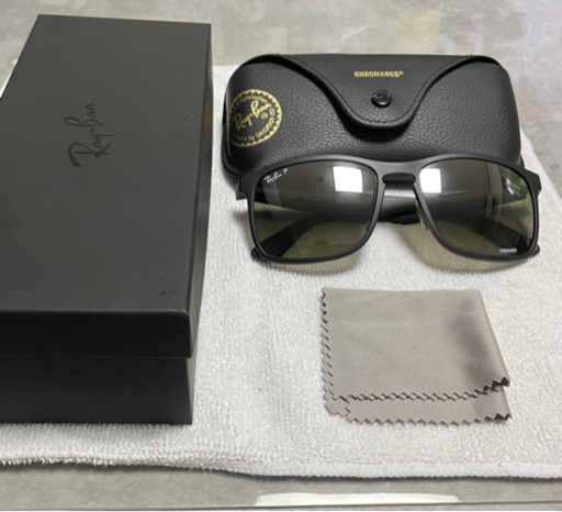 【値下げしました】Ray-Ban（レイバン）偏光レンズ　サングラス