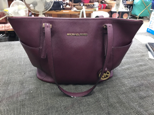 セール大得価】 ☆《新品同様》MICHAEL KORS マイケルコース トート