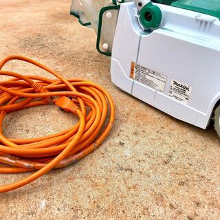 その他 マキタ 電動コード式ロータリ芝刈機 MLM2851【定価33800円】