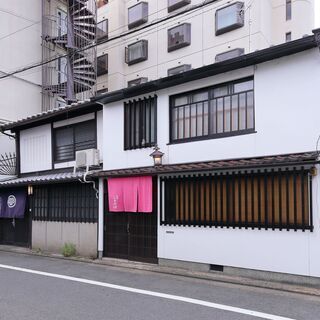 戸建の宿泊施設の清掃依頼です。1人作業で好きな日時でOK、お子様...