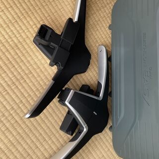 トヨタCHR用のチェーン、ハンガー、フロントサンシェードをお譲りします