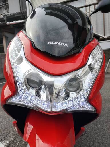 低走行　ホンダ　PCX150カスタム　KF12　レッド　自賠責保険令和5年7月まであり　高速乗れる　星野設計開発ランプレート組付け　最新ＥTC付き　モリワキ政府認証マフラｰ　PCXロゴ入りシ－ト　キタコ最新メ－タ－パネル搭載　プロジェクタｰヘッドライトユニット搭載
