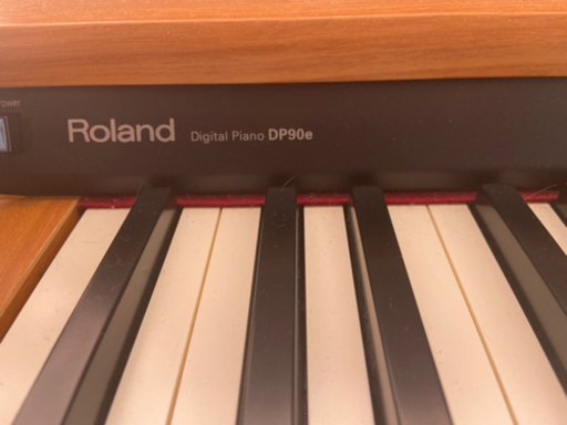 Rolandローランド　電子ピアノ　DP90e 中古動作品