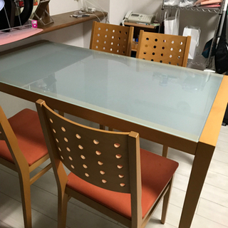【ネット決済】イタリア製　effezetaのダイニングテーブルとチェア