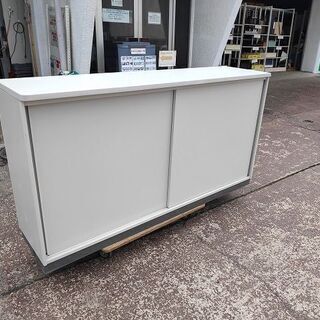 コクヨ　３段引違扉付きハイカウンター書庫『中古良品』W1800【リサイクルショップサルフ】 コクヨ 3段引違扉付きハイカウンター書庫『中古良品』W1800
