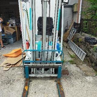 コマツ　フォークリフト500kg