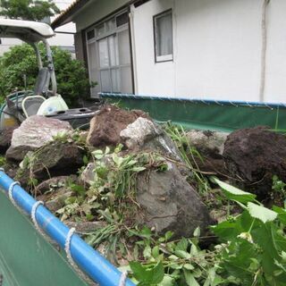 庭の防草工事、福岡、格安、庭石、植木徹去 - 生活トラブル