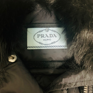 PRADA ダウン