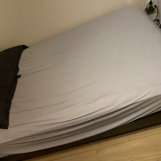 【美品/総額10万/ベッド一式セット】セミダブルベッド　一式　ベッドフレーム　羽毛布団　マットレス ベッドシート　汗吸収パット　布団カバー