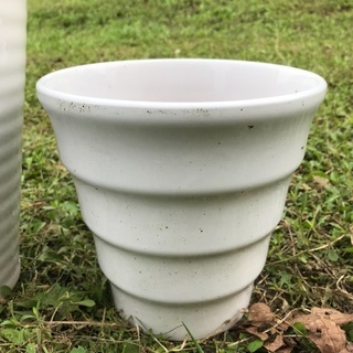 陶器の小型鉢
