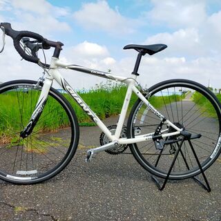 ロードバイク 【詳細画像あり】GIANT ロードバイク 適応身長165cm～180cm