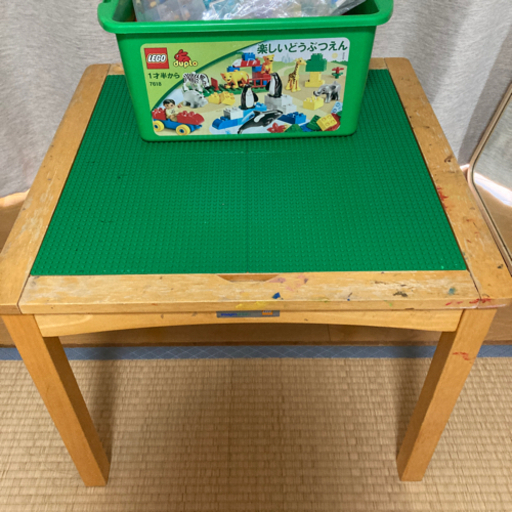 レゴテーブルとレゴ大量セット