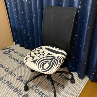 勉強机の椅子