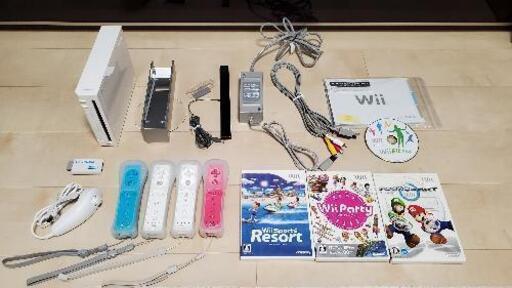 【美品】任天堂Wiiスポーツリゾート 本体 フルセット ホワイト ソフト付き