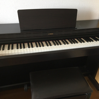 【ネット決済】電子ピアノ　ヤマハYDP163 2017年製　付属品あり