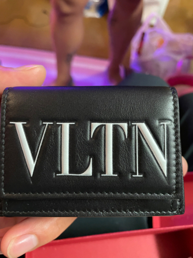 バレンティノ　ミニ財布