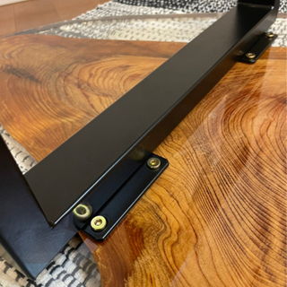 松の木×レジンテーブル　オシャレ　テーブル　透明　136ｃｍ　天然木 未使用品