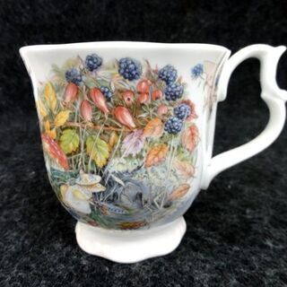 廃盤品 ロイヤルドルトン ブランブリーヘッジ マグカップ 四季全4客 Royal Doulton Brambly Hedge 札幌 中央区