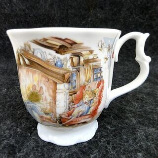 廃盤品 ロイヤルドルトン ブランブリーヘッジ マグカップ 四季全4客 Royal Doulton Brambly Hedge 札幌 中央区