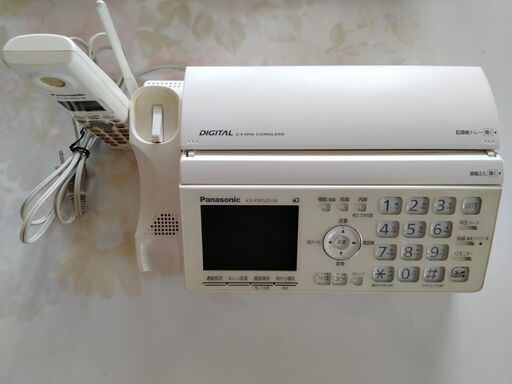 【未使用 中古品】パナソニック おたっくす デジタルコードレスFAX 子機1台付き ホワイト KX-(中古品) 中古) デジタルコードレスFAX電話 子機1台付き ホワイト 中古
