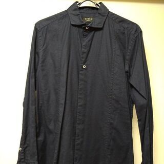 中古・EPOCA UOMO Mサイズ・紺色シャツ