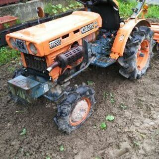 Kubota トラクター
