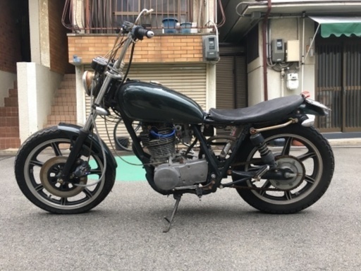 ヤマハSR400