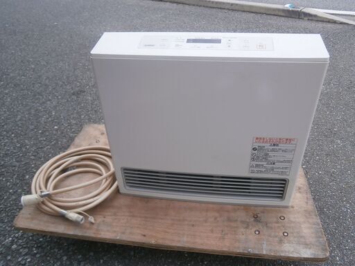 ☆中古品 Rinnai リンナイ ガスファンヒーター 都市ガス 2018年製 RC-U5801U 木造15畳・鉄筋21畳用 動作問題なし☆