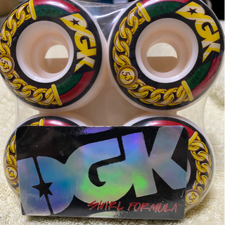 【ネット決済・配送可】DGK ウィール　53