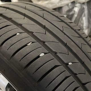 ロクサーニバイロンスティンガー