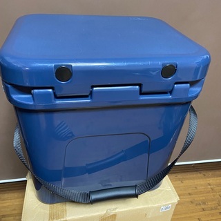 YETI イエティ クーラーボックス ローディ 24 美品 ネイビー 【公式通販】