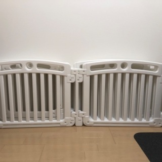 赤ちゃん用室内の柵