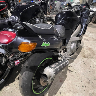 カワサキ　ニンジャ　ZZR レストアベース