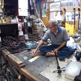 沖縄三味線　銘苅クーユナー　名人製作　早い者勝ちです。希少価値は段々と上がっています。